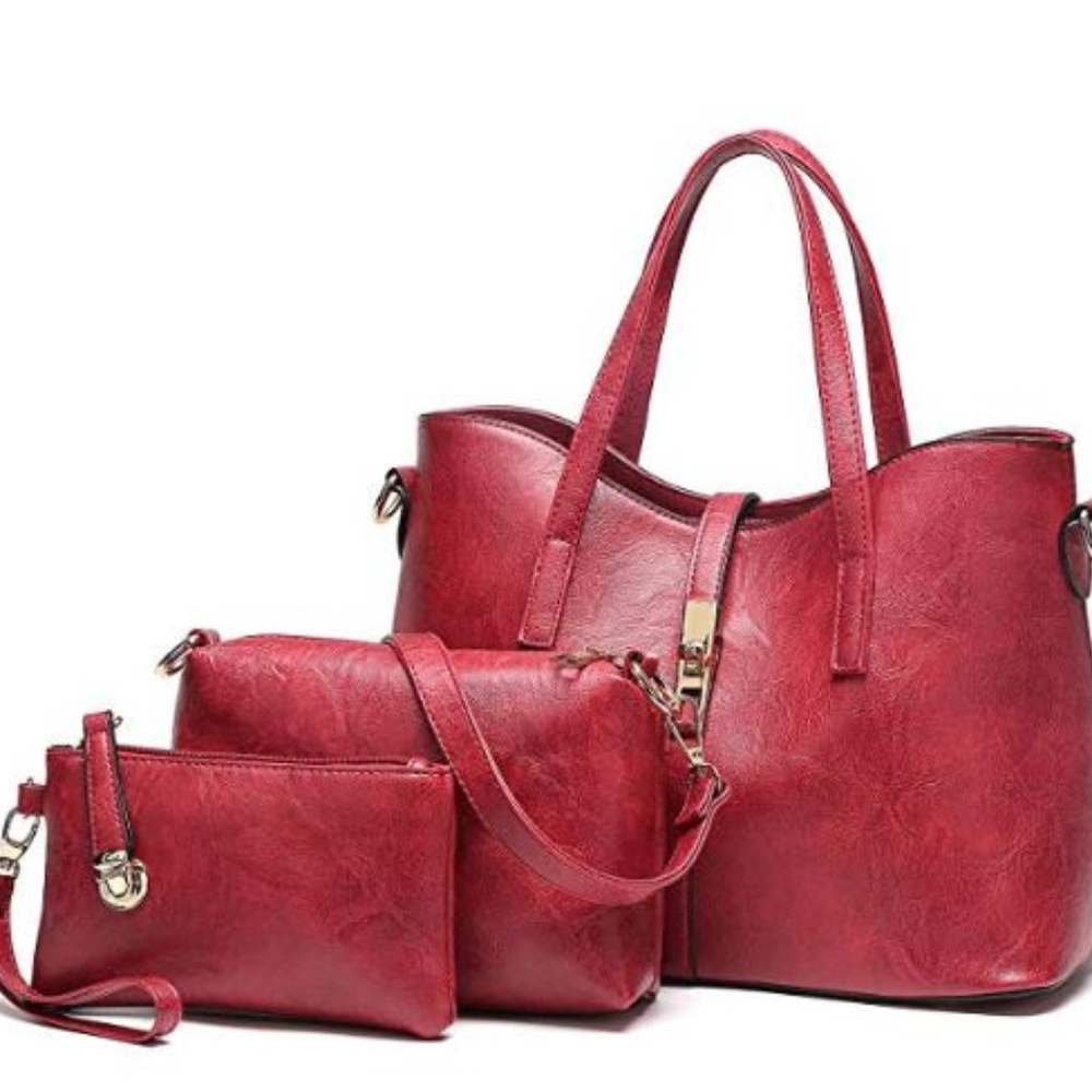 FREE SHIPPING - PURSE SET 3 PIECE RED